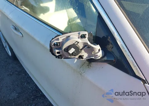 2011 BMW 128 I из США, поврежденный, VIN WBAUL7C58BVM81174